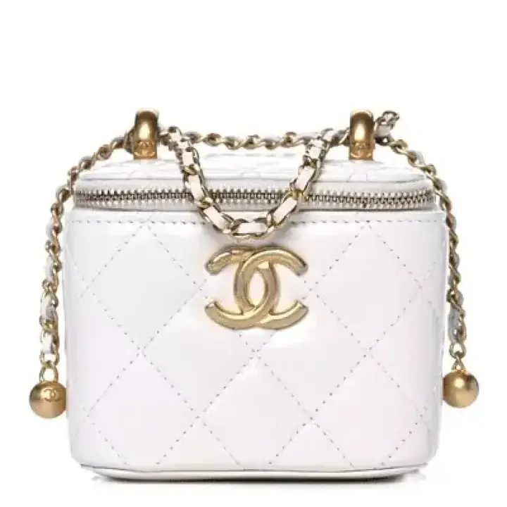 CC Calfskin Quilted Mini Perfect Fit Vanity Case With Chain White - image 1