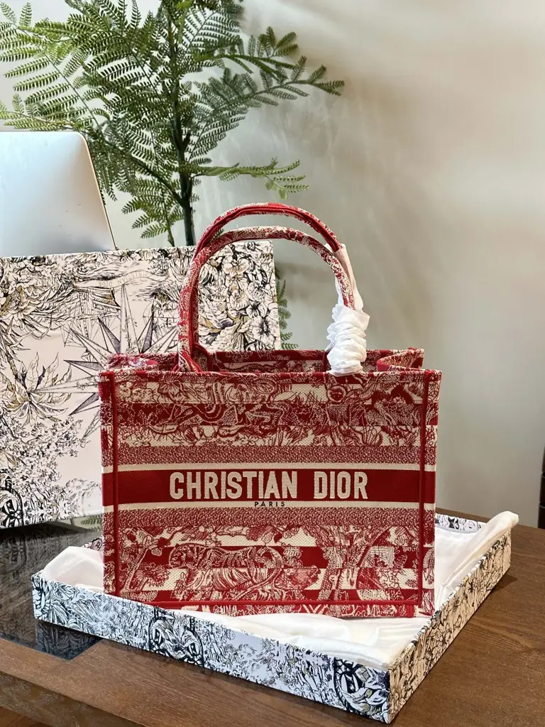D new arrival tote bag size : 36 cm - image 1