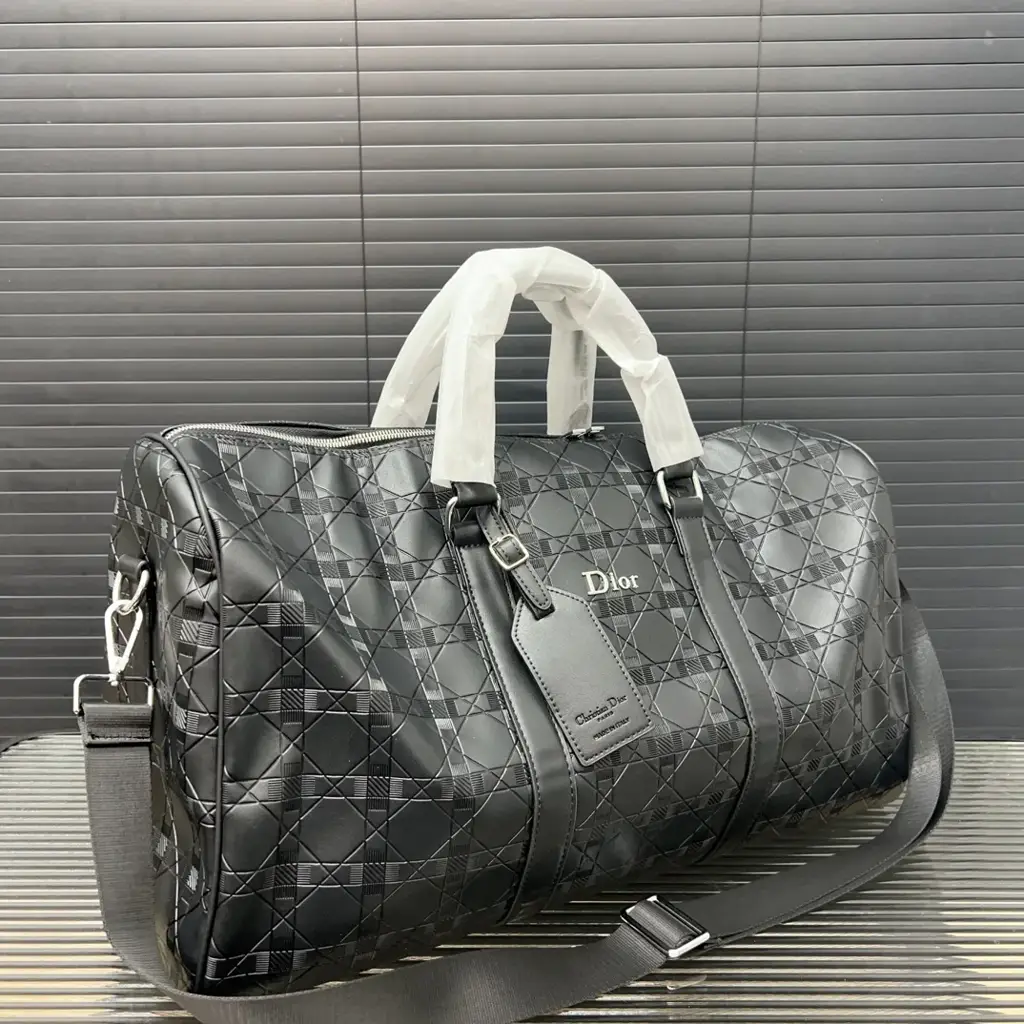 D new arrival travel bag size: 50*28 cm - image 1