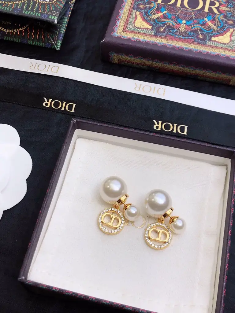 D new arrival vintage earings 0011 - image 1