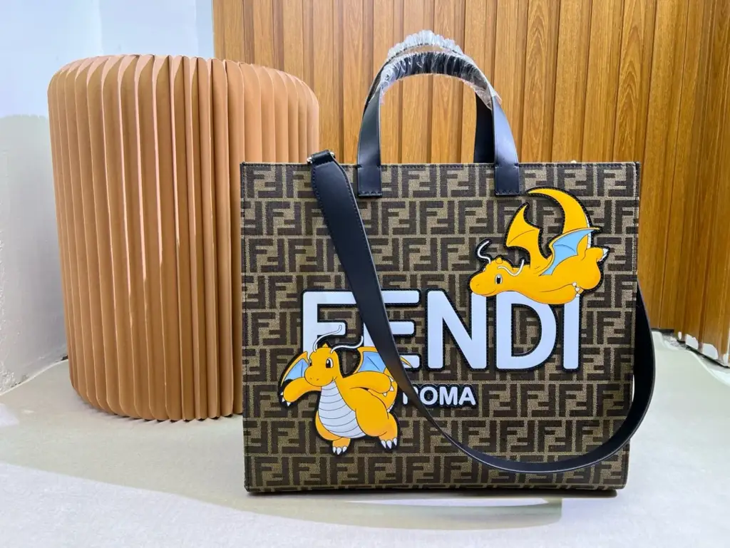 Fen new arrival tote bag size : 41*36cm - image 1