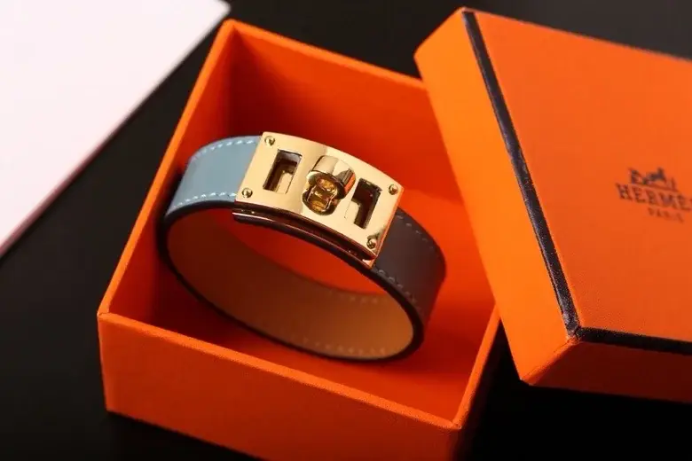 HE Bracelet Gold hardware 1 - image 1