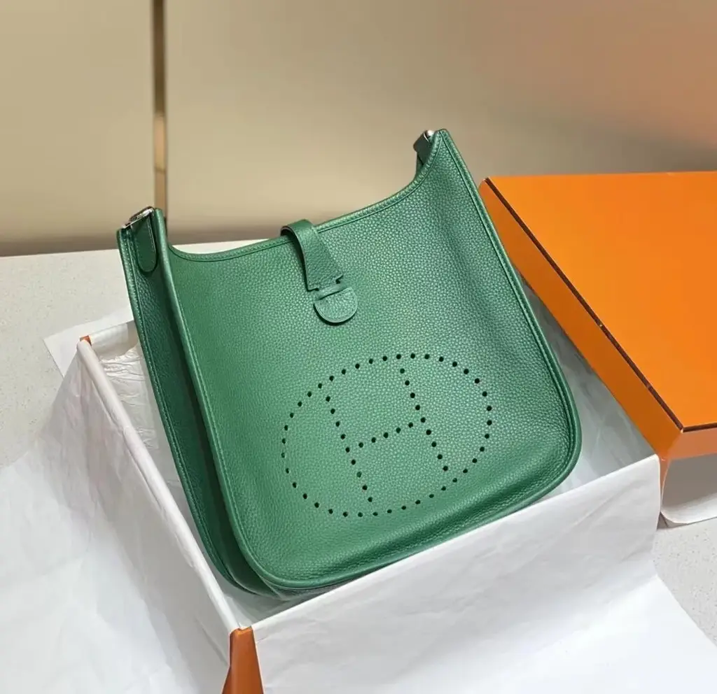 H Evelyne29 new arrival 04 size : 29*30 cm - image 1