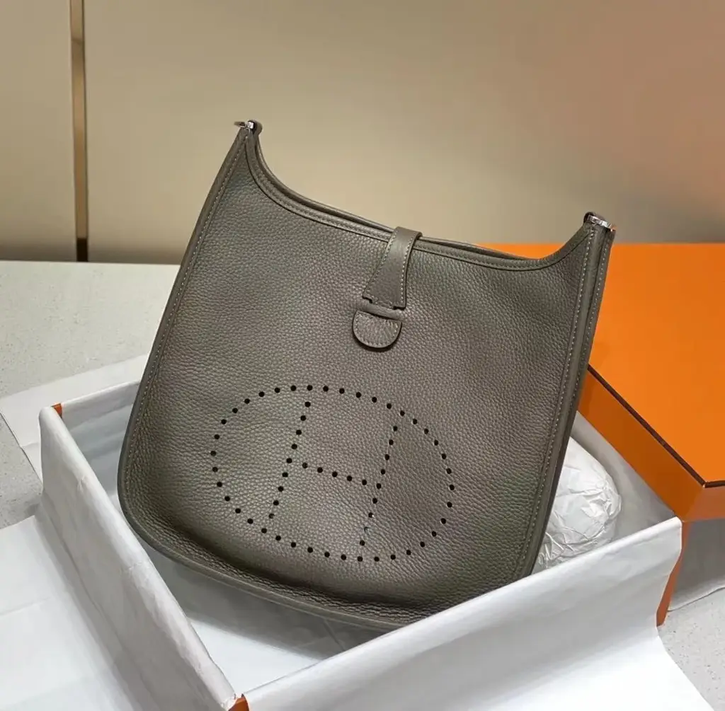 H Evelyne29 new arrival 09 size : 29*30 cm - image 1