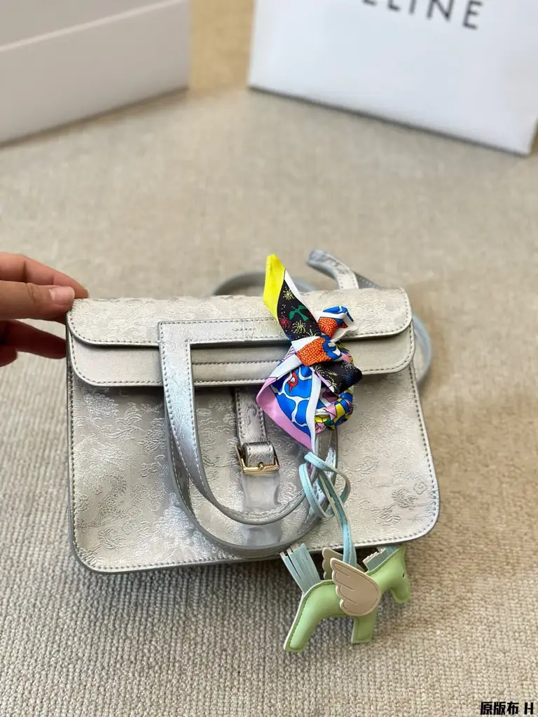 H Halzan new arrival bag size: 25 *17cm - image 1