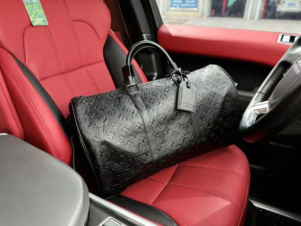 Louis M44810 keepall 50 bag size:  50*23*29 cm - image 1