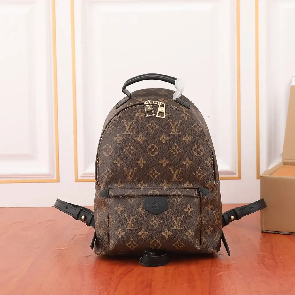 Louis MONOGRAM BACKPACK women backpack bag size 22*29*16 cm - image 1