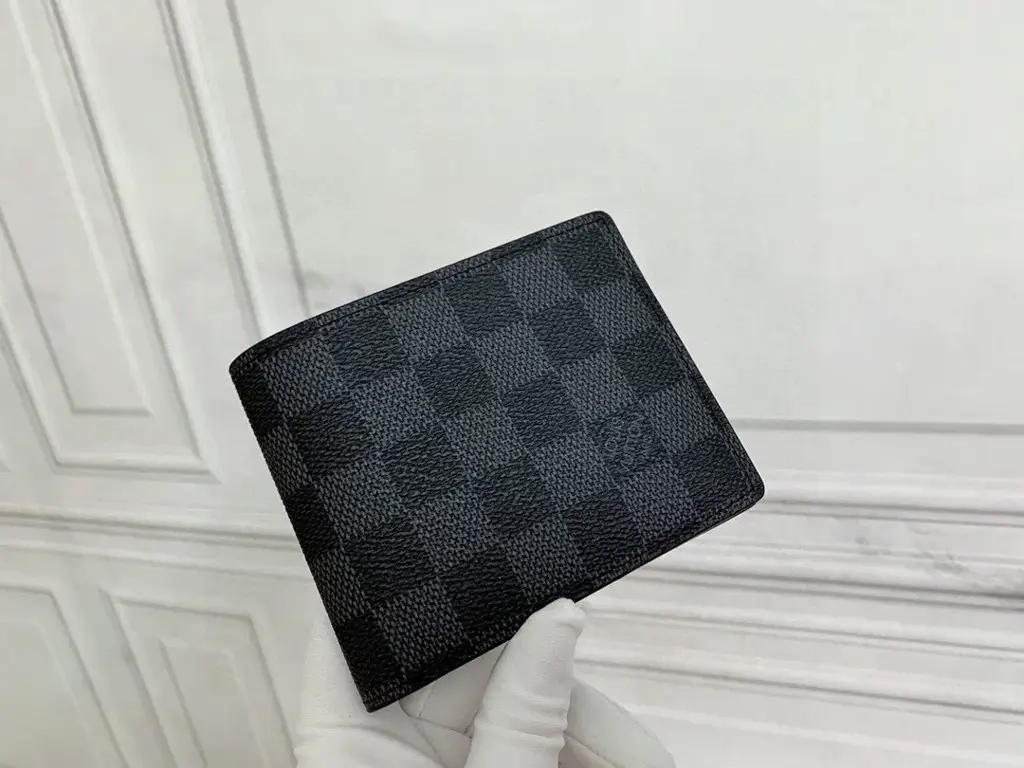 Louis new arrival wallets card holder size : 11-9cm - image 1