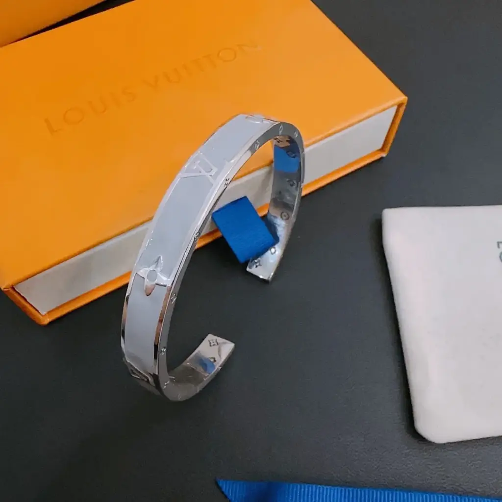 Lv New Arrival Bracelet 0005-ajustable - image 1