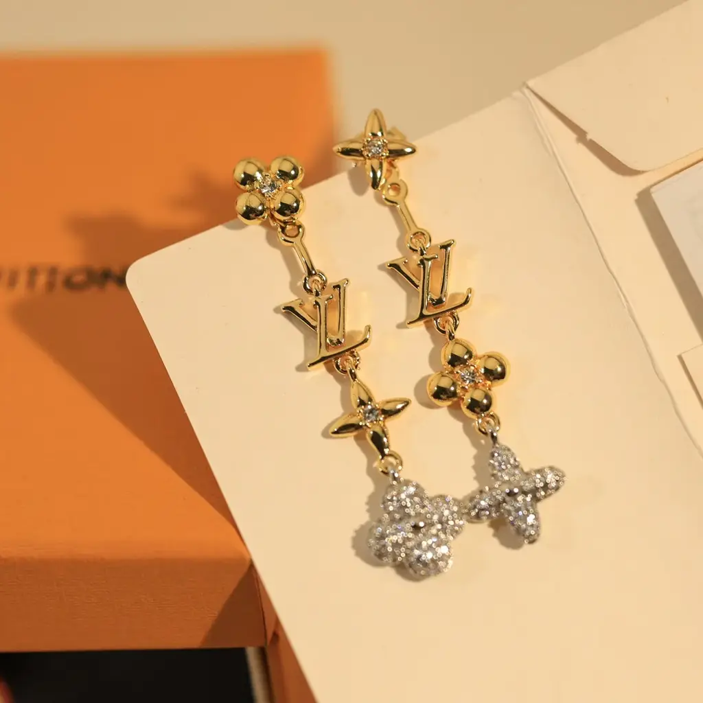 Lv New Arrival Earring 0001 - image 1