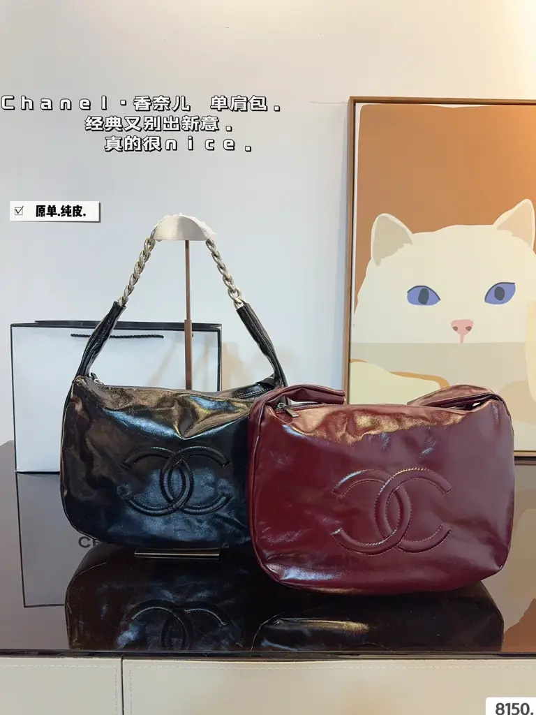 Cc new arrival hobo bag size；33*9*26 cm - image 1