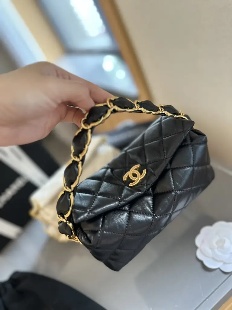 CC Ss24 Hobo bag size:18 cm - image 1