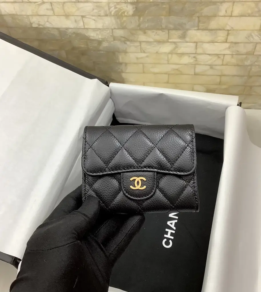 cc CO-CO Classic Card Holder 11cm/4.4in Gold Hardware For Women Black - image 1