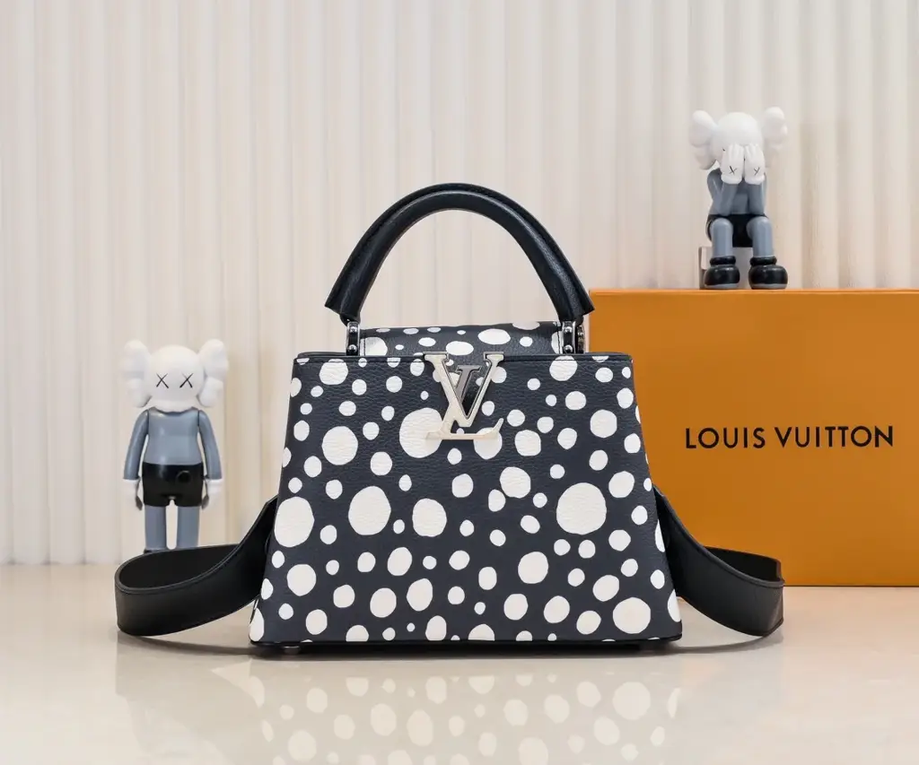 Louis x YK Capucines Taurillon new arrival bag size 27 x 18 x 9 cm - image 1