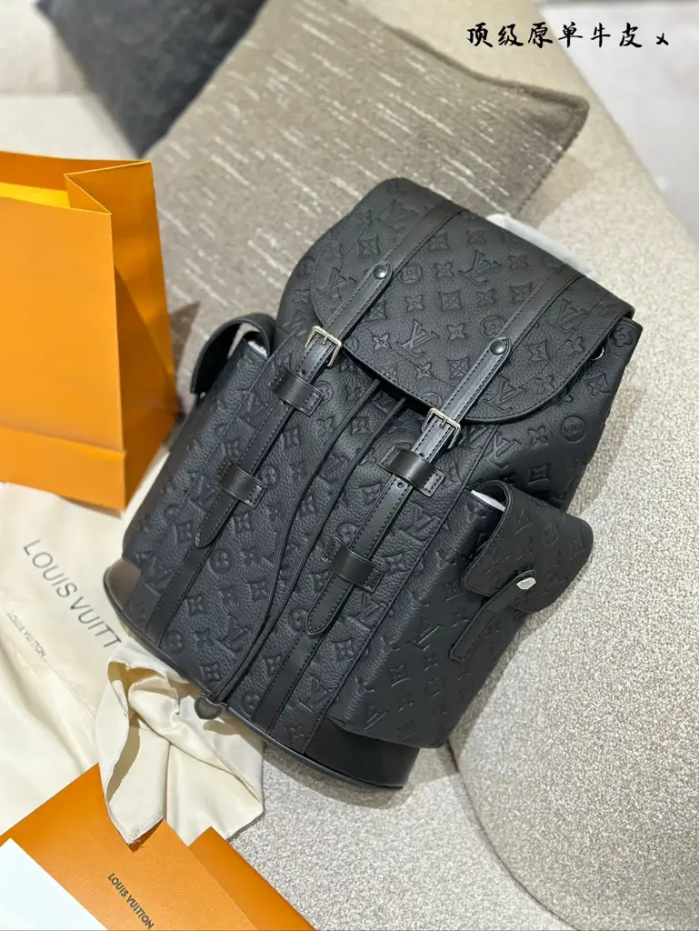 louis new arrival leather backpack bag size:33*43 cm - image 1